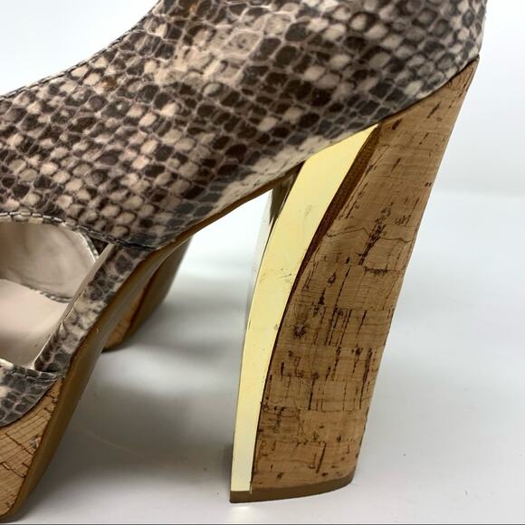 Nine West Stiletto Peep Toe Heels Women’s Size 7.5M Animal Print - Picture 8 of 9